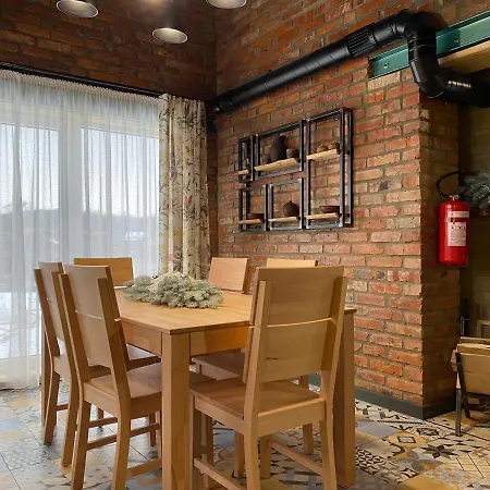 Chalet Brickwood
