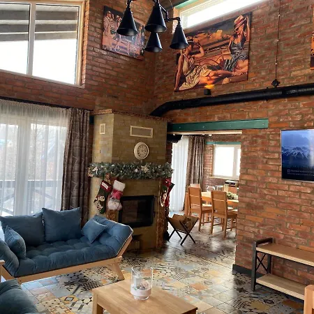 Brickwood Verkhniy Koropets