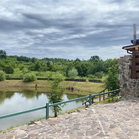 Brickwood Chalet Verkhniy Koropets